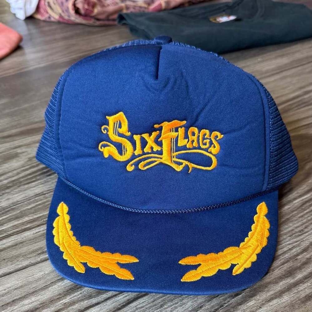 VTG 80s Six Flags Trucker Hat